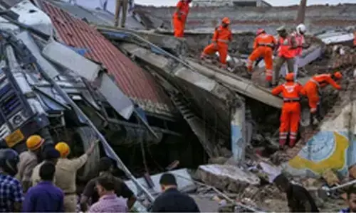 Lucknow building collapse: Death toll climbs to 8, 3 more bodies recovered