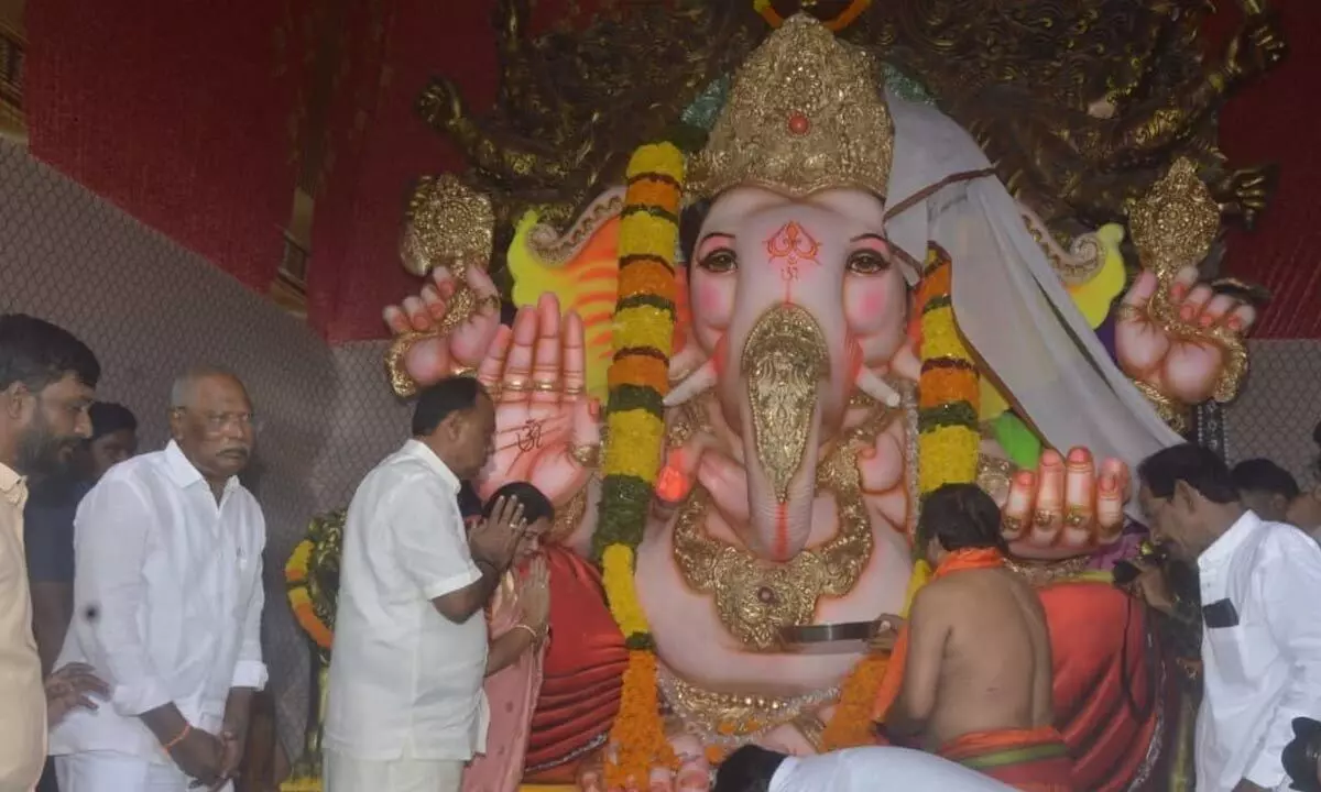 MP Vemireddy Prabhakar Reddy along with his wife and Kovur MLA V Prashanthi Reddy performing puja at Ganesh pandal at Shivaji centre in Nellore city on Saturday