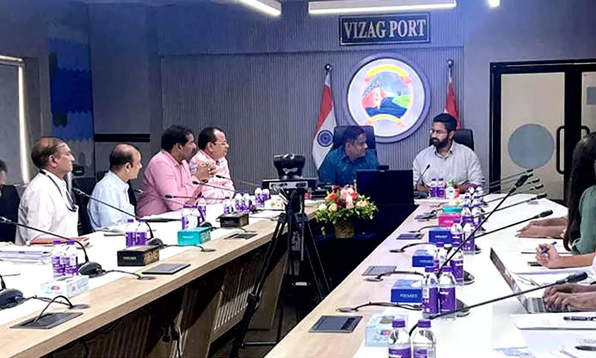 MP discusses key issues related to Vizag development