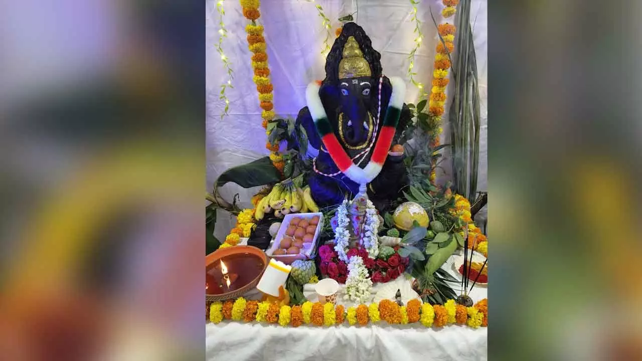 Hyderabad: Ganesh idol made of mouth-watering chocolate!