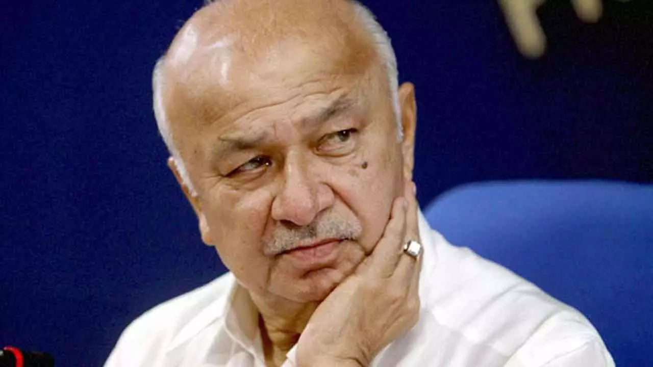 Was scared of going to Kashmir: Ex-HM