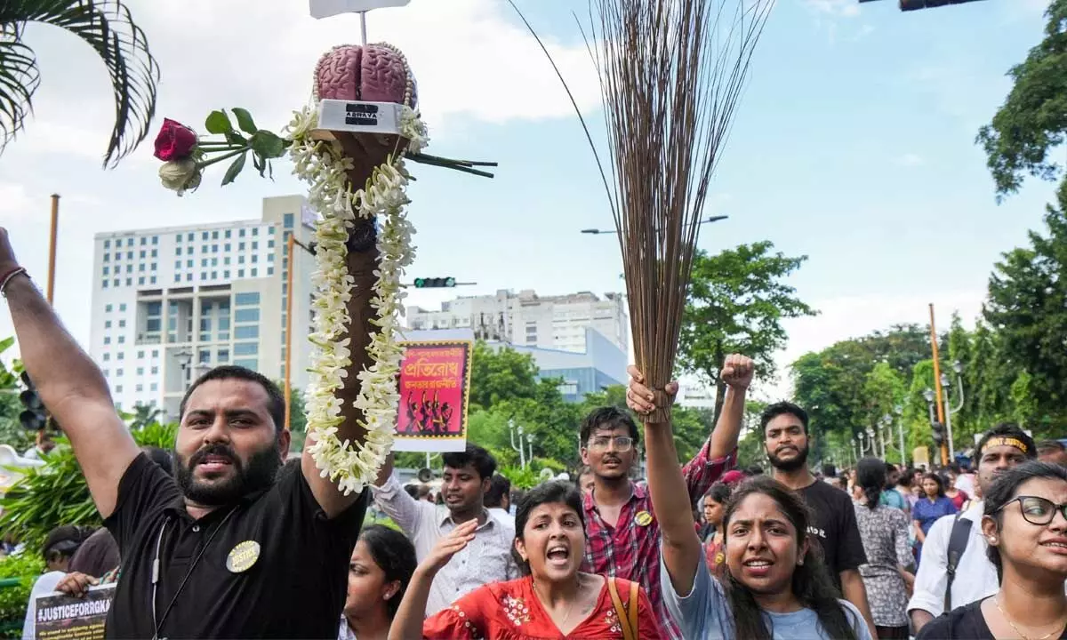 Bengal doctors defy SC order