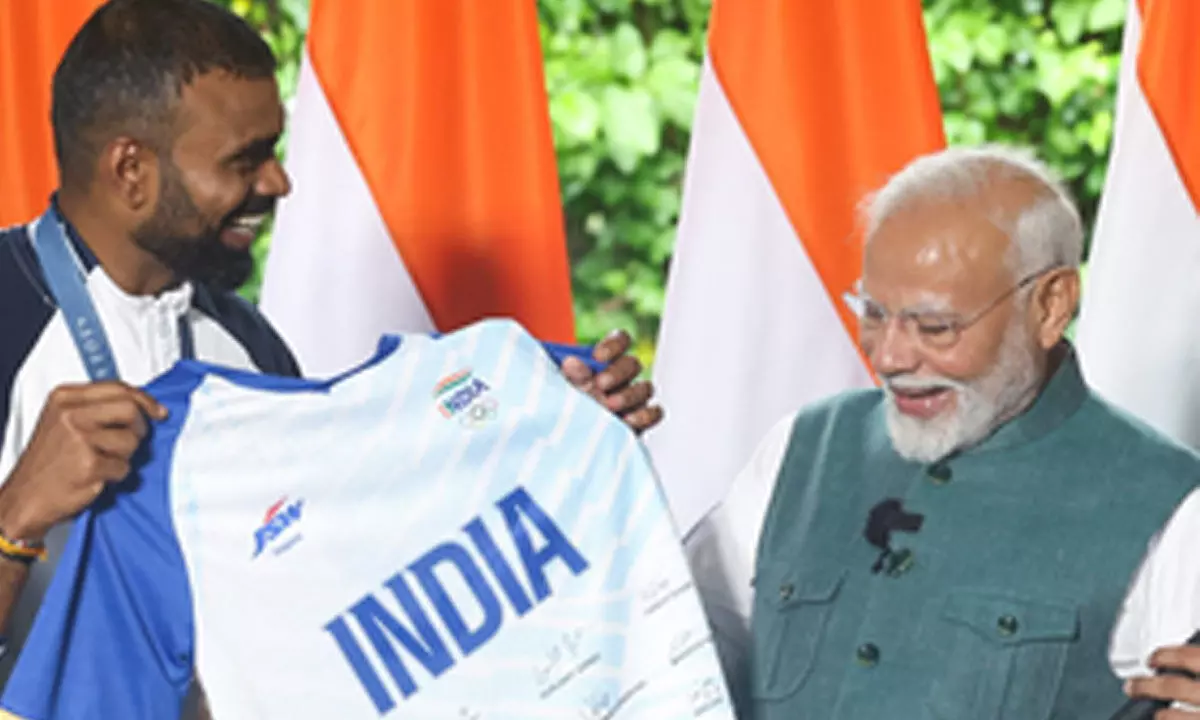 PM Modi pens heart-warming letter to hockey stalwart Sreejesh on his retirement