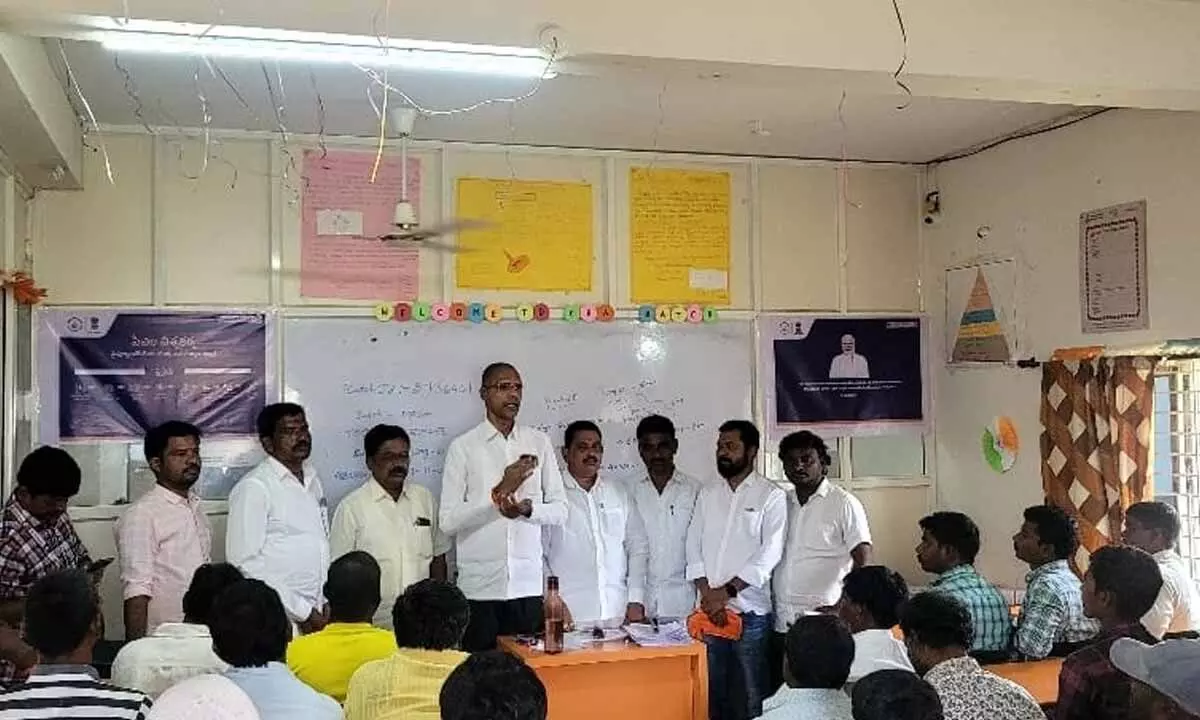 BJP District President Ramachandra Reddy Oversees Tailoring Training Center under PM Vishwakarma Yojana