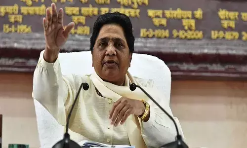 Centre should respect sentiments of Dr Singhs family, Sikh community: Mayawati