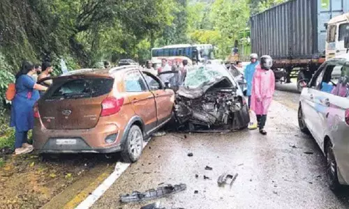 Multi-vehicle collision on Shiradi Ghat