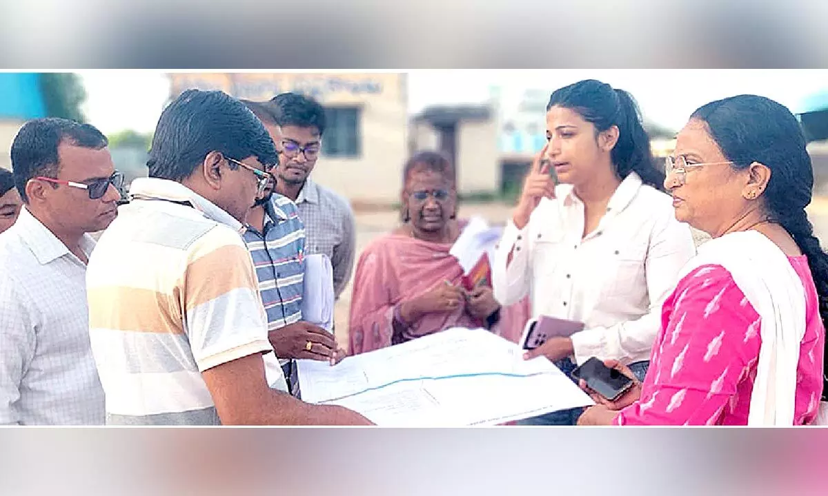 GHMC Commissioner reviews H-CITI projects in L B Nagar