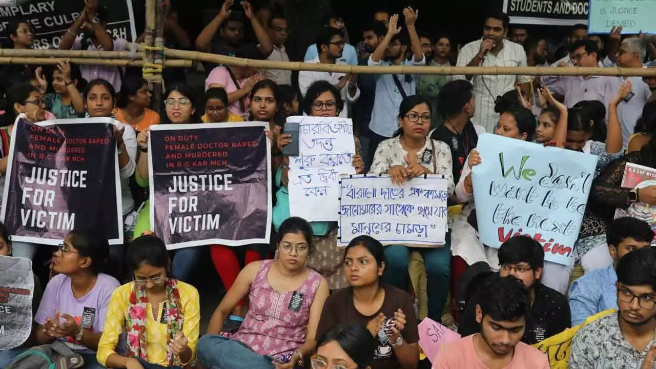 RG Kar tragedy: Junior doctors protest on the streets enters day 3