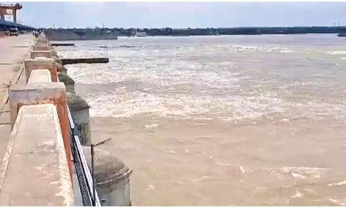 31,353 cusecs of floodwater let out from Sunkesula barrage