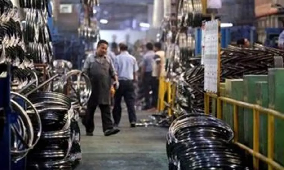 Ind output growth falls to 4.8% in July