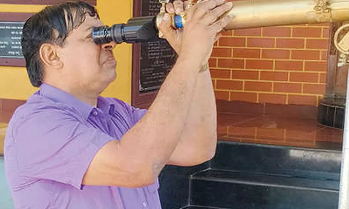 Local innovator sets world record with revolutionary binoculars