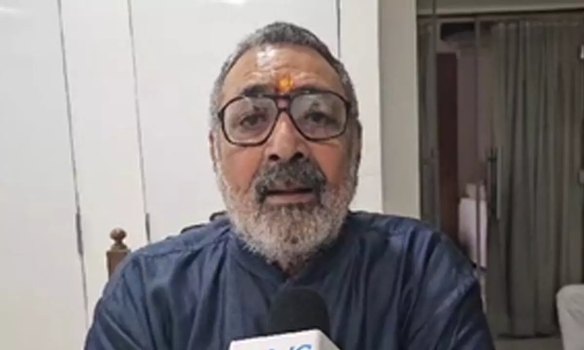 Giriraj Singh bats for Shimla model of protest, calls for similar dissent