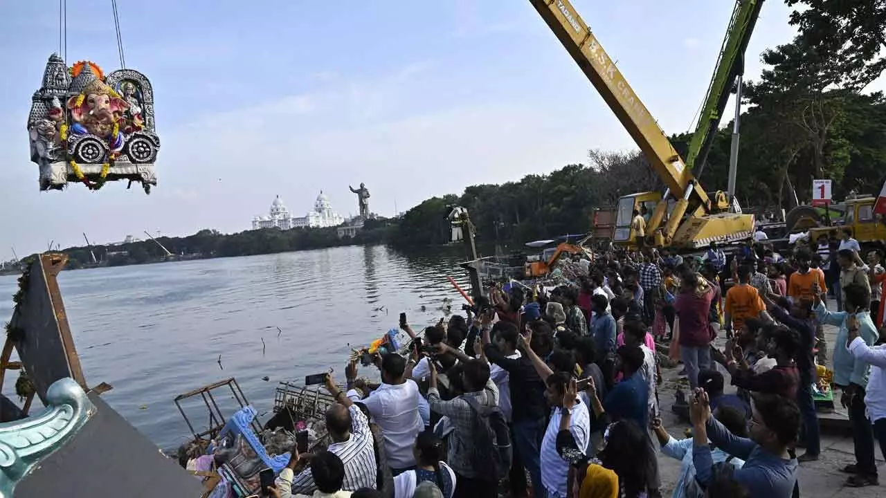 Hyderabad: City gets ready to bid adieu to Ganesha