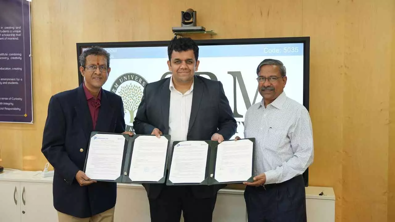 CEO of Programming Hub Siddhesh Joglekar and registrar of SRM-AP R Premkumar and Dean of Paari School of Business Bharadhwaj Sivakumaran exchanging MoU at  SRM-AP  on Tuesday