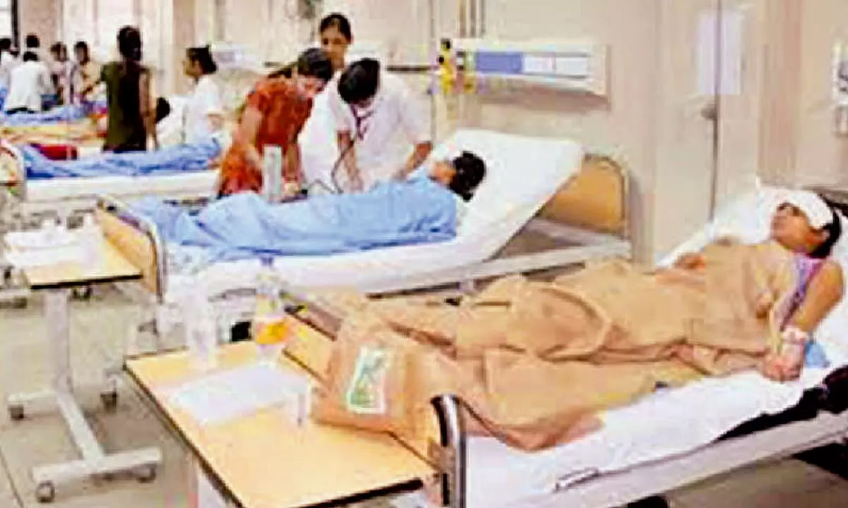 Re 1 bribe from patients costs govt hospital employee his job