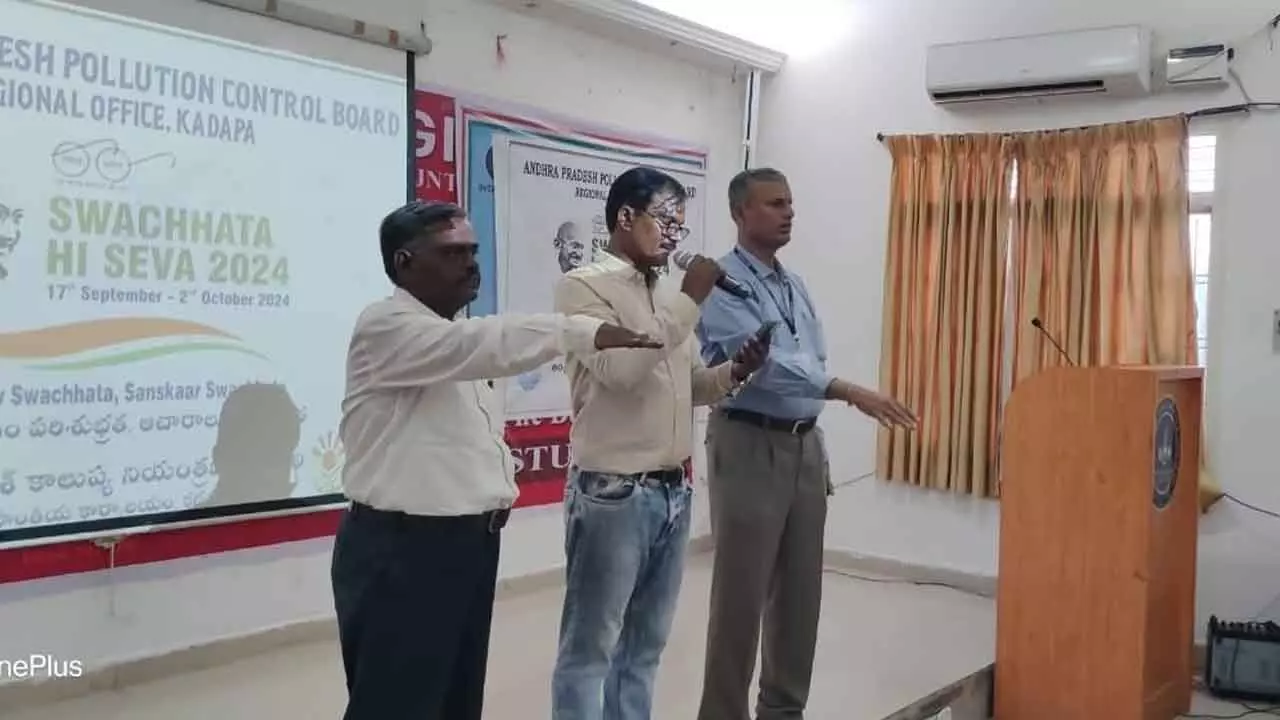 Swachhata Hi Seva: Awareness seminar held at SV College of Engg