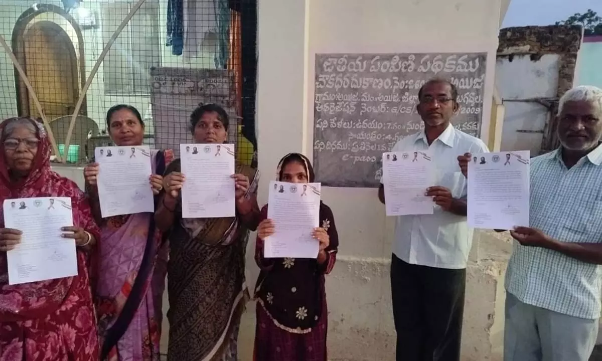 State Government Distributes Mahalakshmi Scheme Gas Cylinder Certificates under Abhaya Hastham