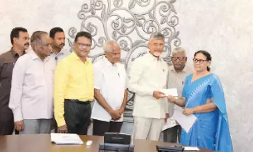 MAARPU Trust donates  Rs 3L for CM Relief Fund