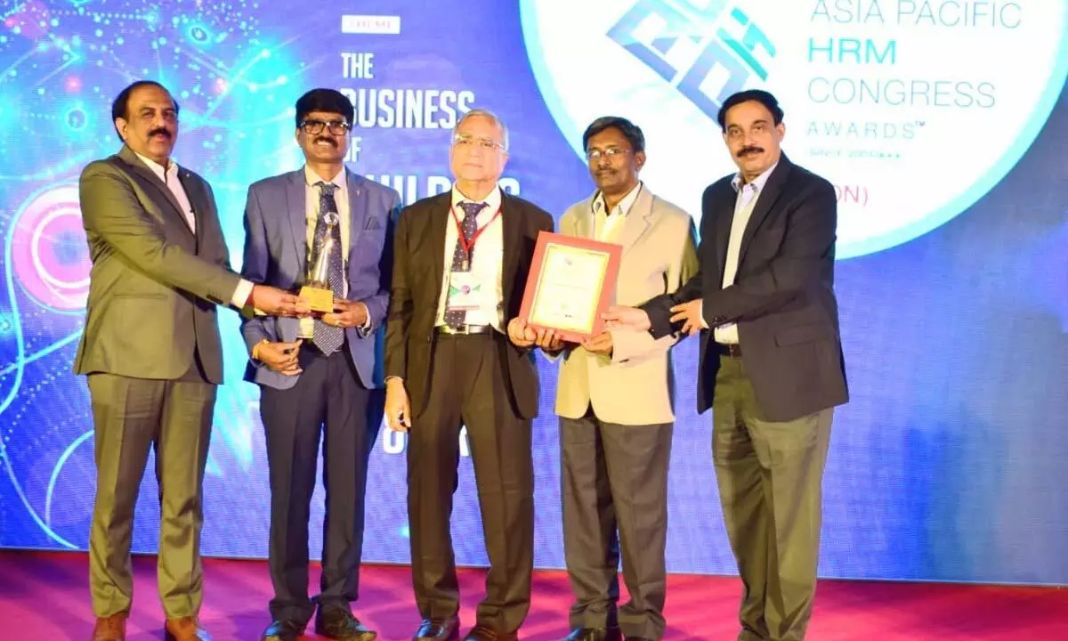 KSRTC bagged Asia Pacific HRM Congress Award and Golden Star Award-2024