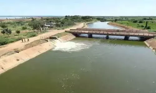 A view of the HLC canal from the Tungabhadra reservoir.