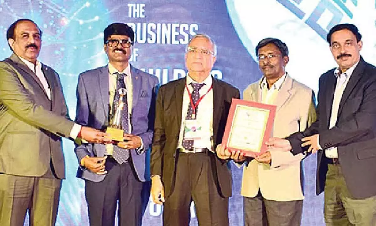 KSRTC bags two awards