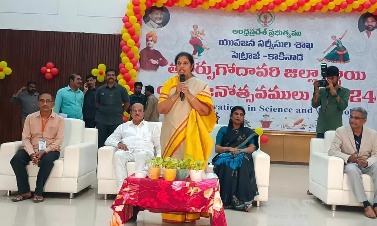 BJP State president and Rajahmundry MP Daggubati Purandeswari speaking at the Youth Festival-2024 at Adi Kavi Nannaya University on Friday