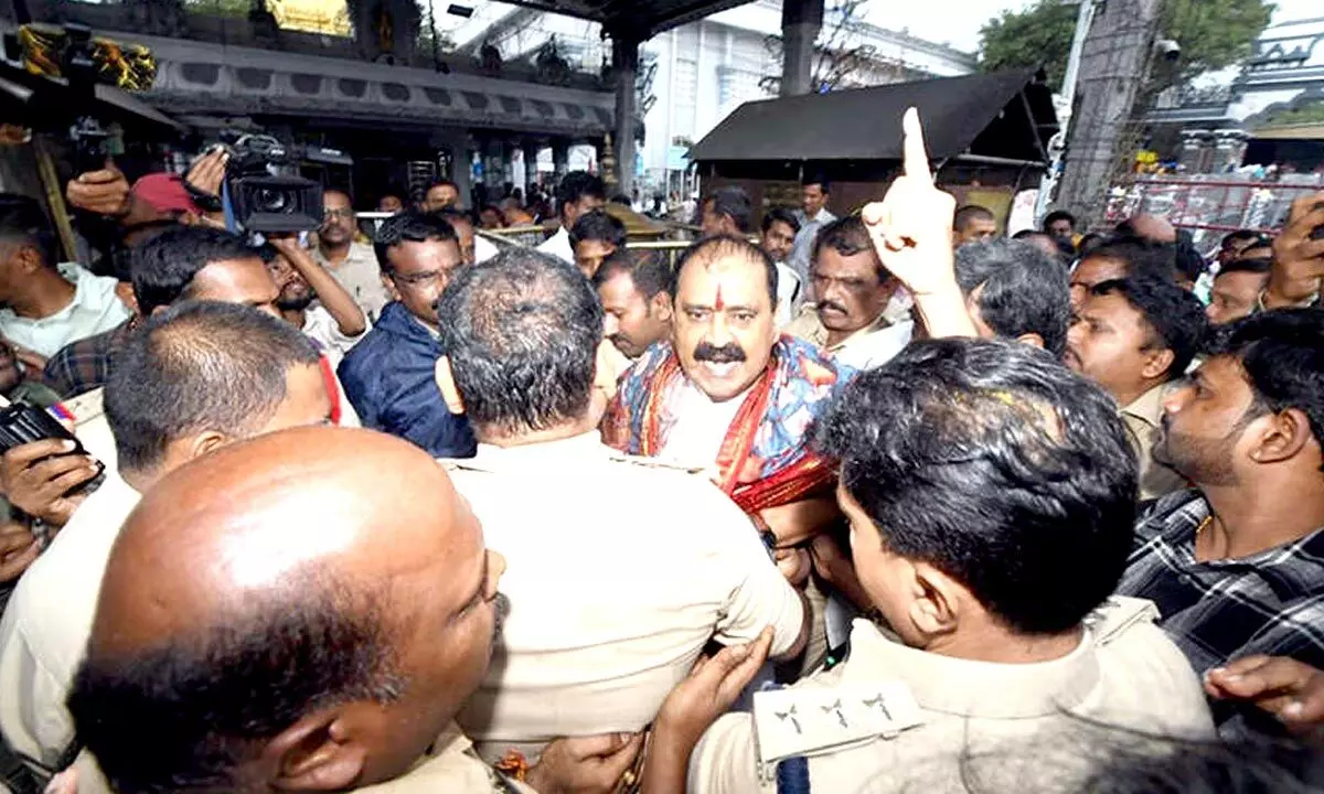 Police detain Bhumana while taking oath in Tirumala