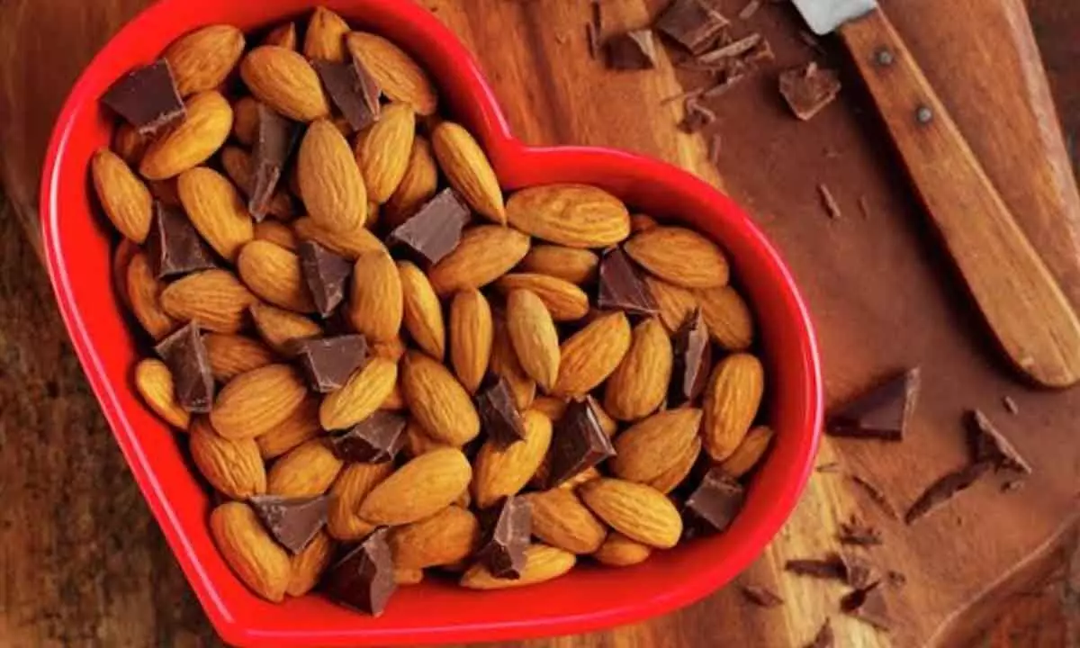 This World Heart Day, Keep Your Heart Healthy & Happy with a Handful of Almonds