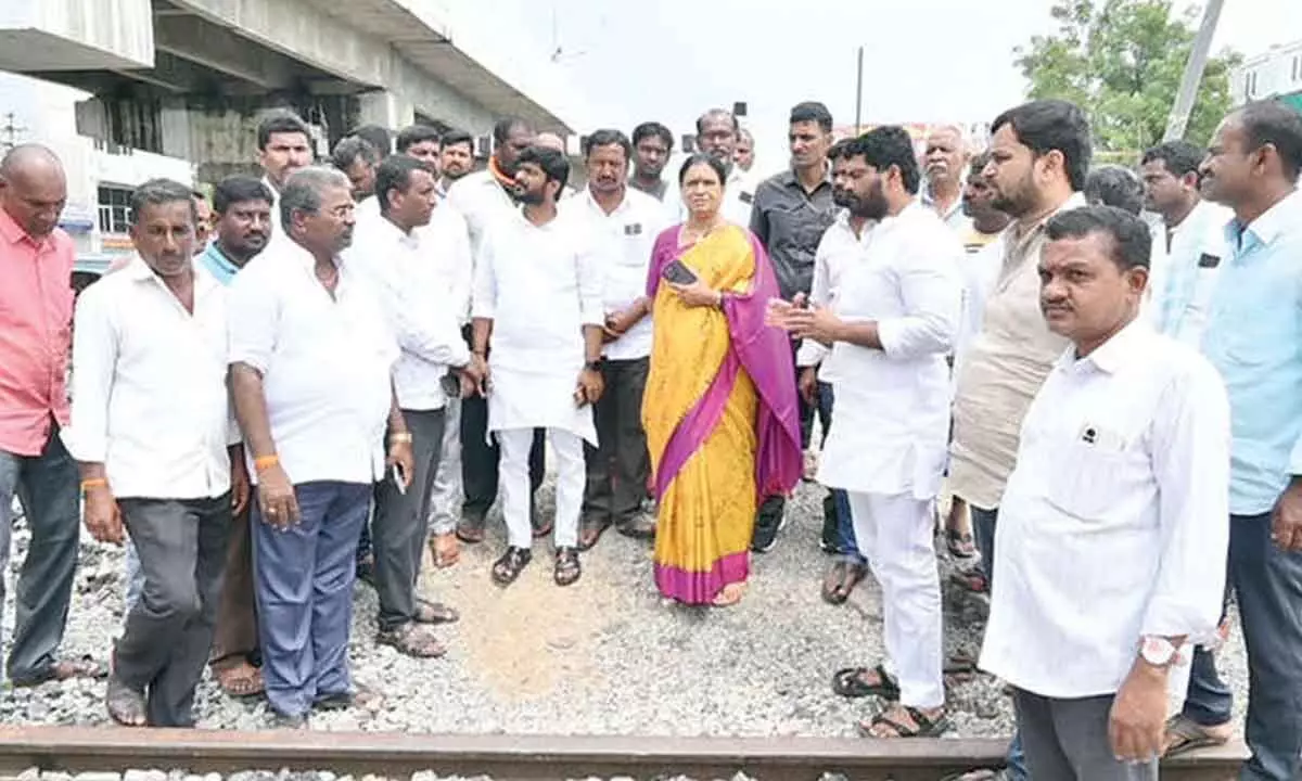 MP promises rly under bridge