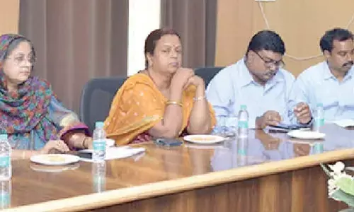 Chairman of Telangana Vidya Committee conducts interactive session at OU