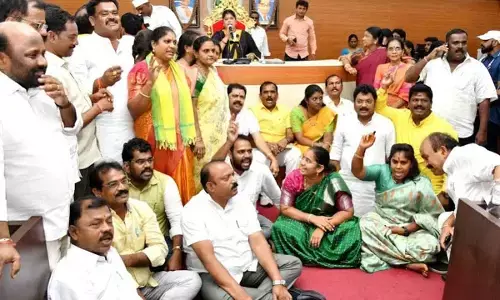 Alliance corporators demand Mayor’s resignation