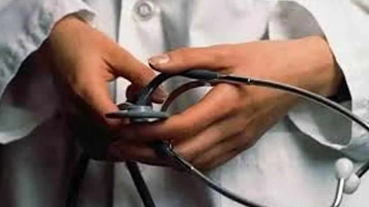 Govt mandates 1-yr service bond for medical graduates