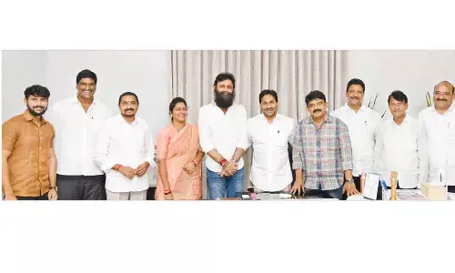 YSRCP leaders allege ‘false propaganda’ on laddu by TDP