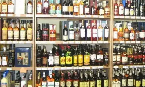 3,736 liquor shops to be allotted through lottery