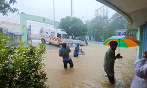 Heavy rain in Chennai leads to waterlogging in many places