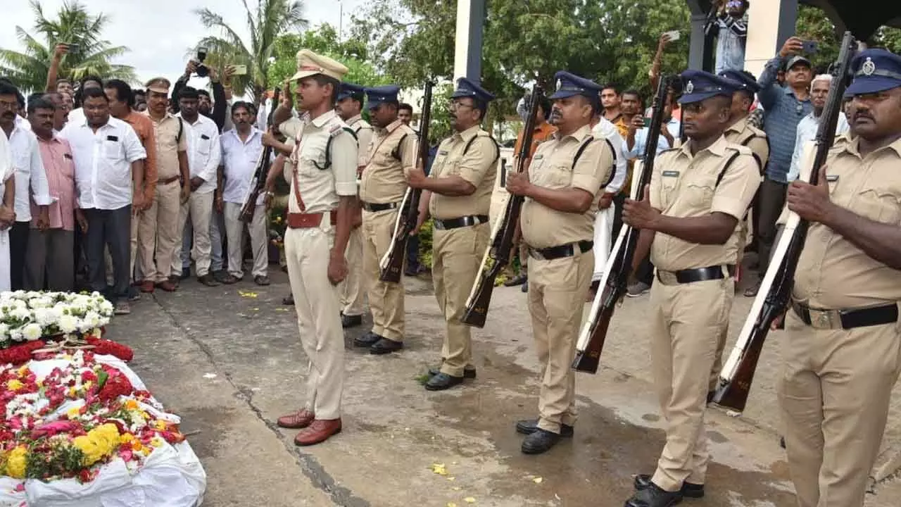 Magunta Parvathamma’s last rites concluded