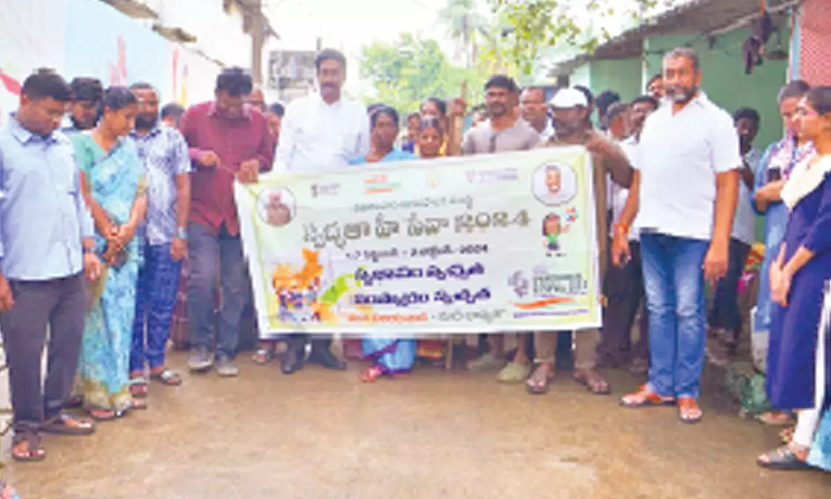 Vijayawada East MLA Gadde Rammohan and others taking part in the ‘Swachhata Hi Seva’ programme in Vijayawada on Friday