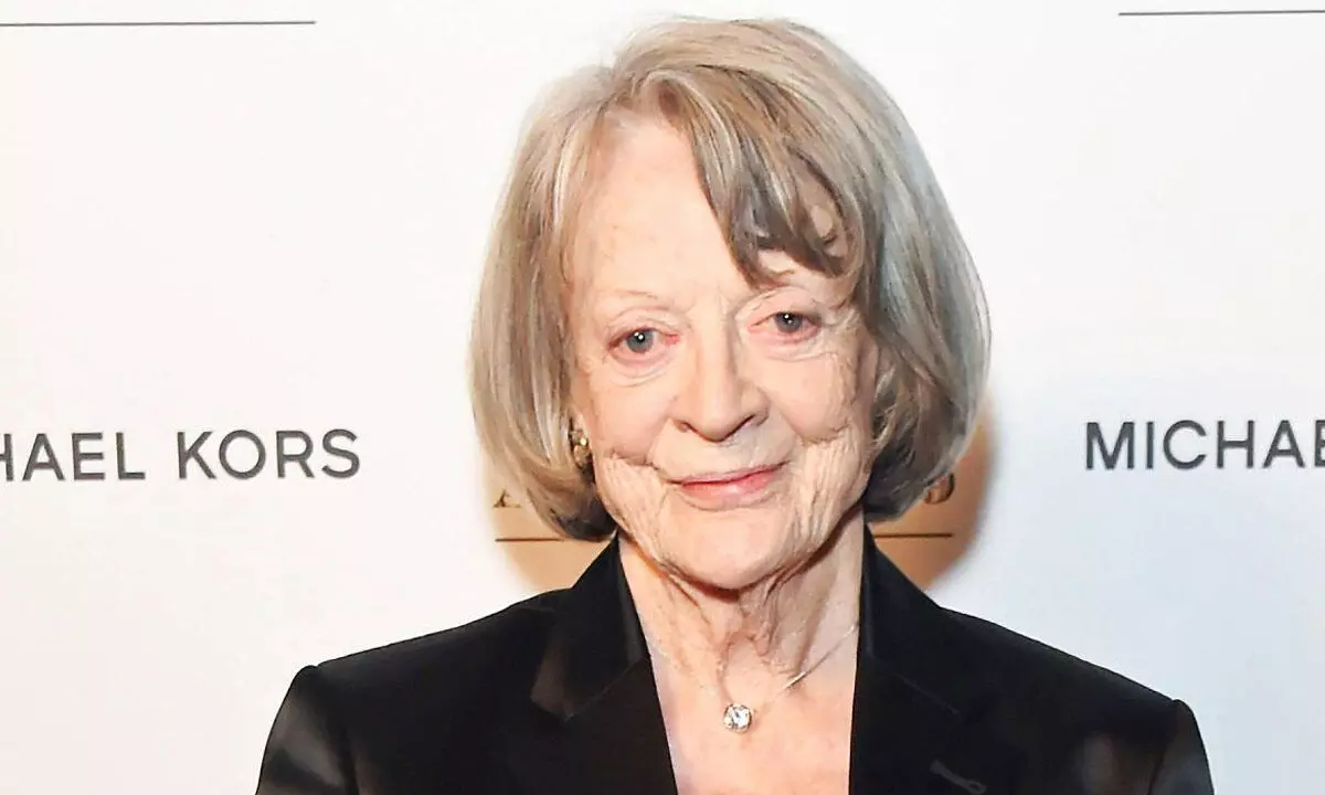 Actress Maggie Smith Passes Away at 89