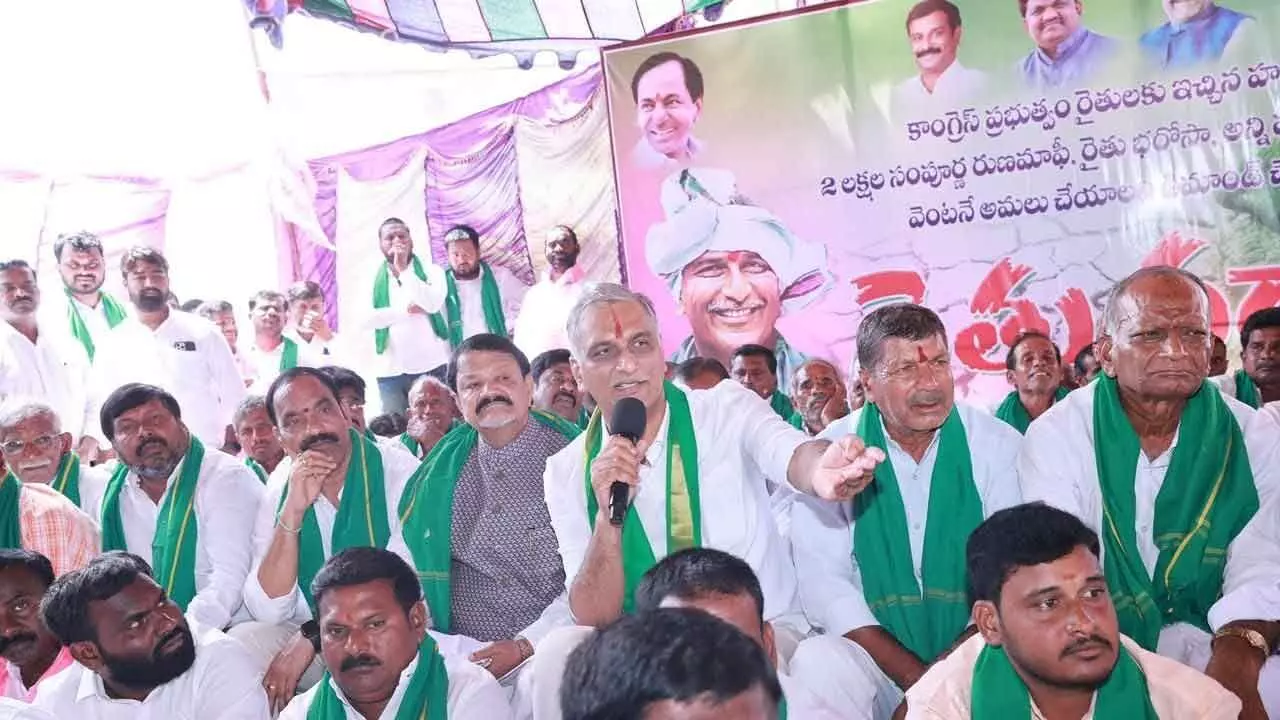 Harish issues fresh ultimatum to CM Revanth on loan waiver