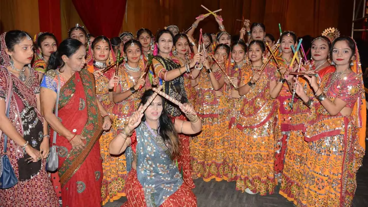 AHOY NAVARATRI ! Gujaratis, Marwaris set to groove to Garba beats