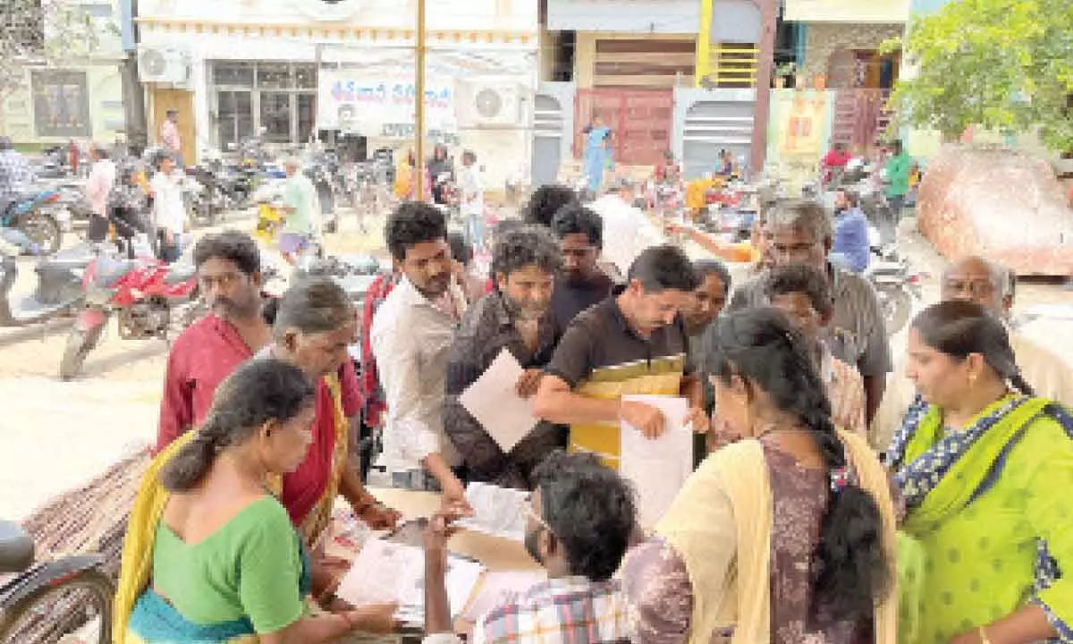 Budameru flood victims eagerly wait for compensation