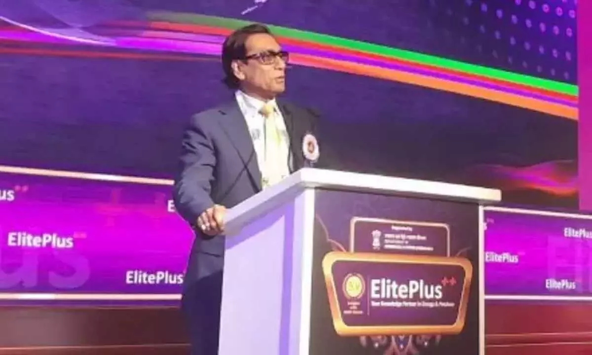 Mr. Ashok Chaturvedi highlights the role of Artificial Intelligence in addressing the problem of flexible packaging waste at ElitePlus++Global Business Summit 2024