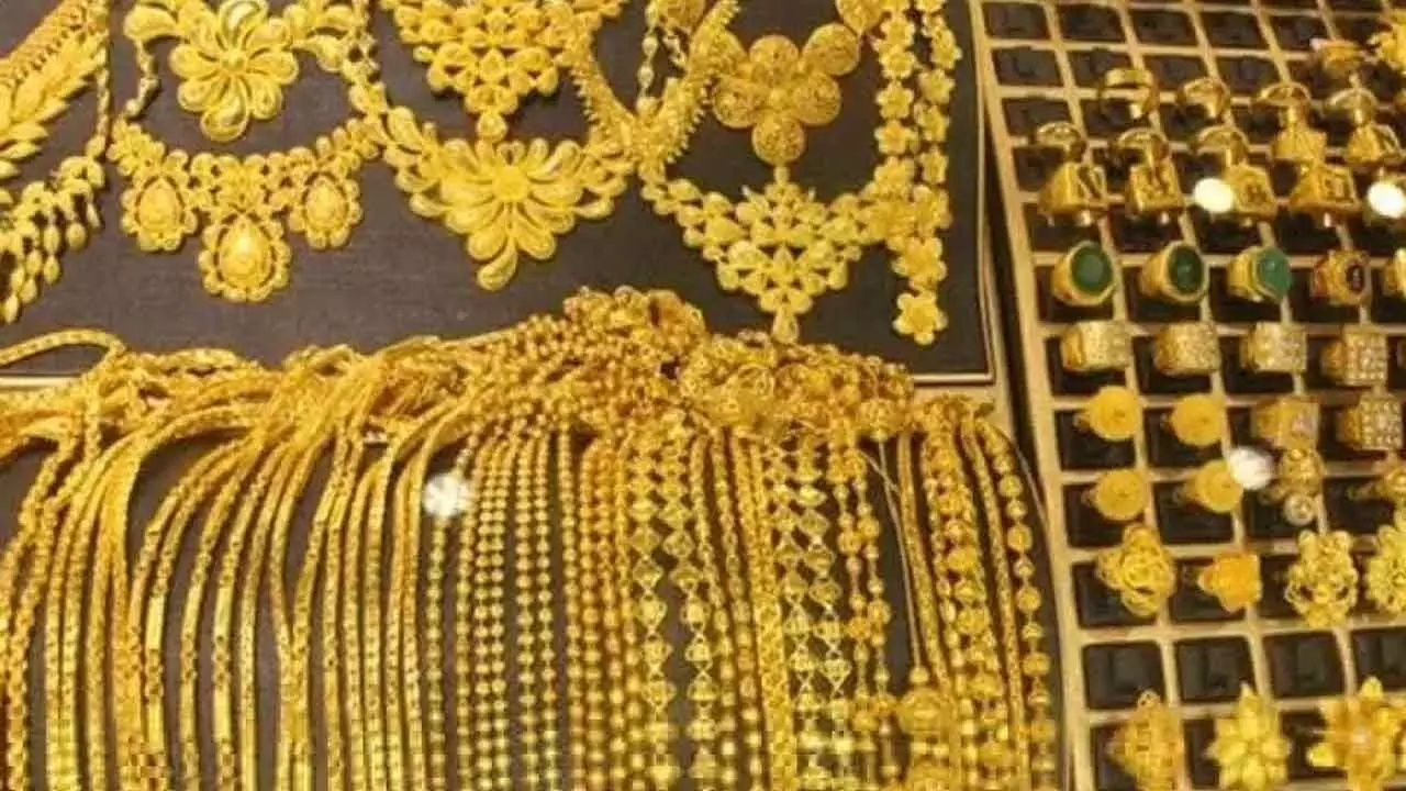 Gold rates in Visakhapatnam slashes today, check the rates on 01 October, 2024