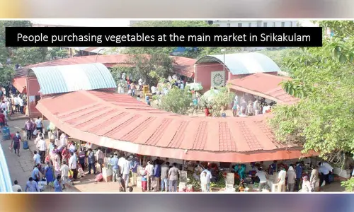 Vegetable prices shoot up in Srikakulam