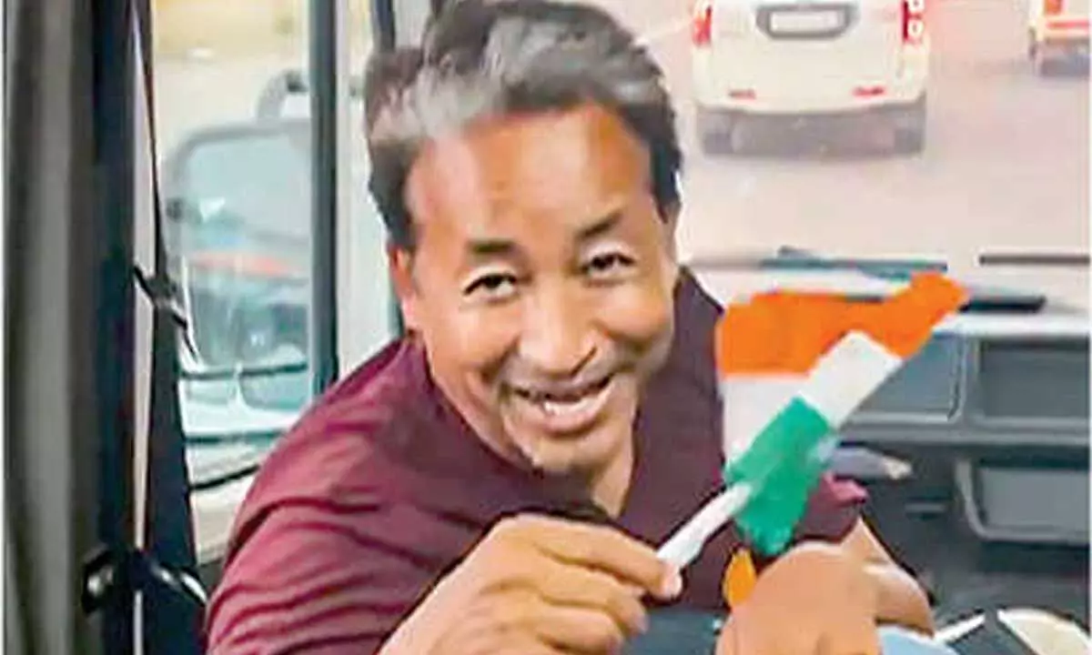 Wangchuk detained at Delhi border