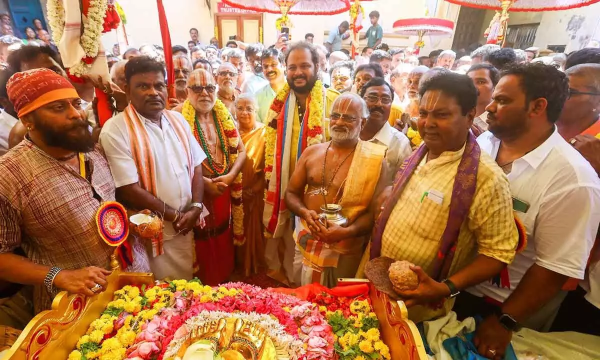 Umbrellas procession to reach Tirumala on Oct 7