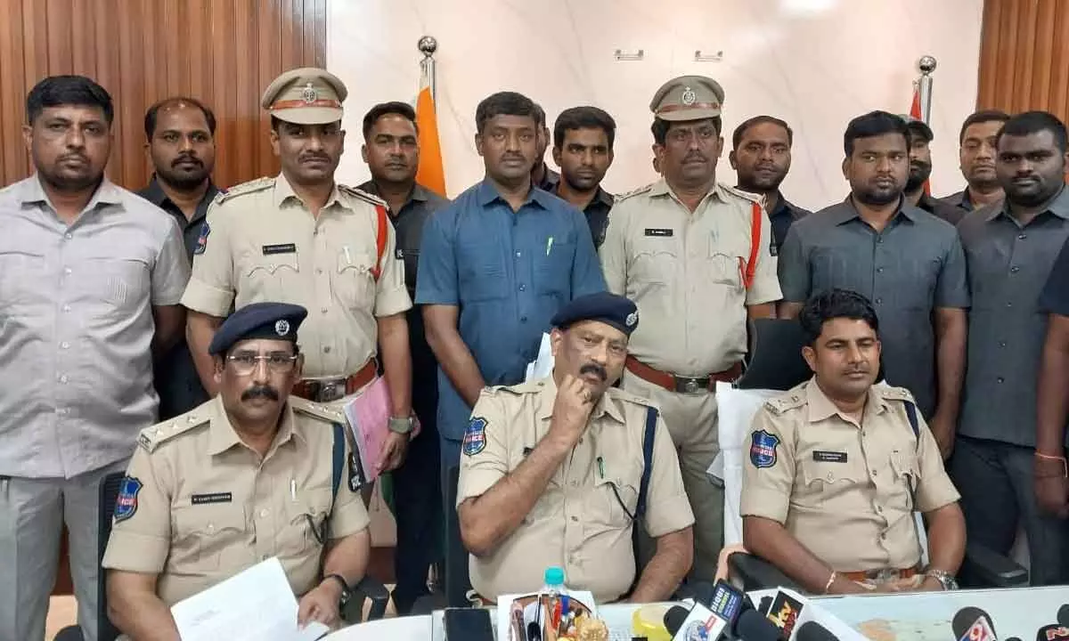 Major Drug Bust: Inter-State Drug Peddlers Nabbed in Hyderabad