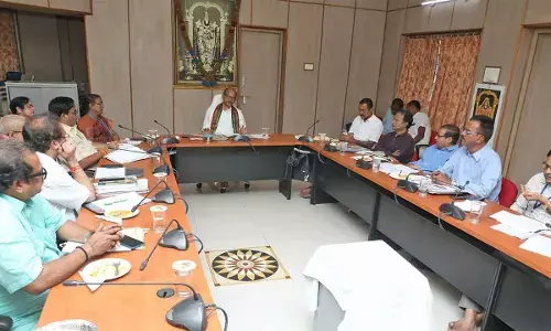 Additional EO Ch Venkaiah Chowdhary holding a meeting with officials on Srivari Brahmotsavam at Tirumala on Tuesday