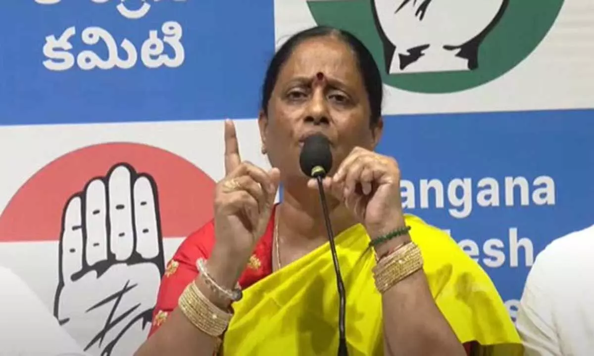 BRS women leadersflay Surekha’s comments