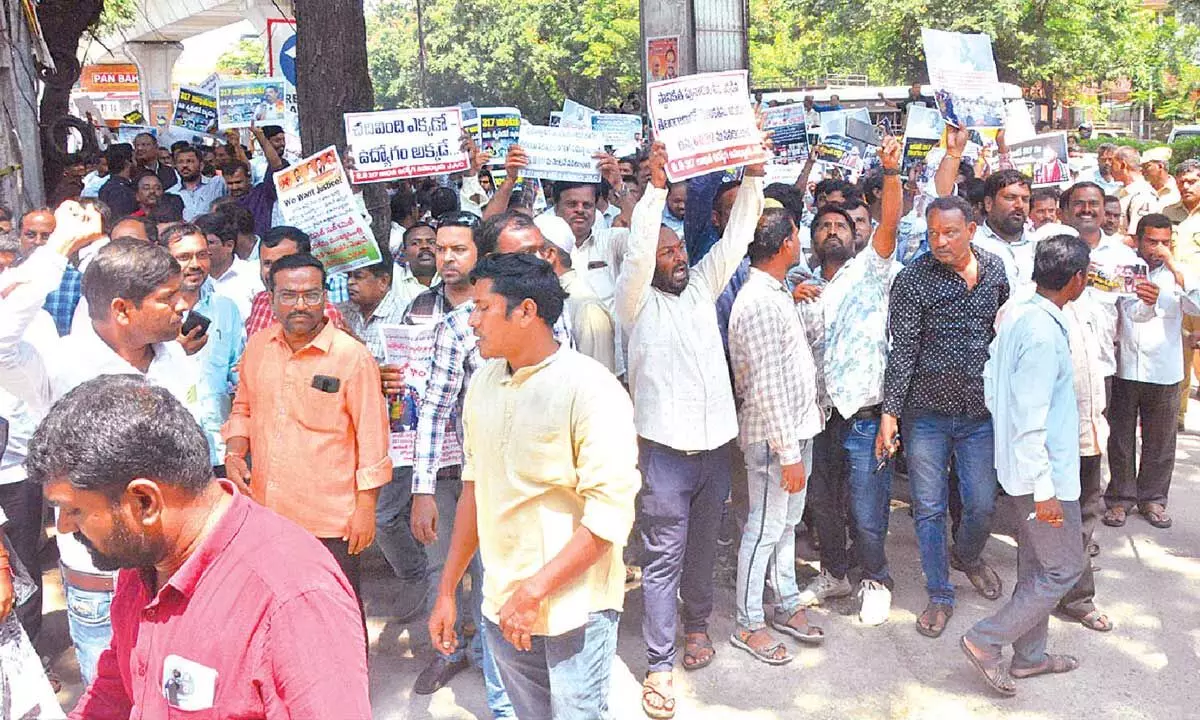 GO 317: Employees protest at Gandhi Bhavan demanding resolution